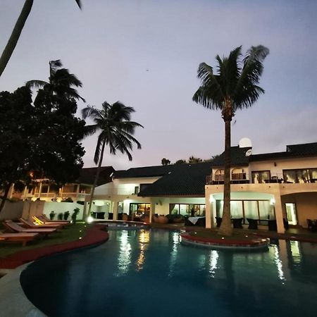 Residence Hoteliere Oceane Libreville Exteriör bild