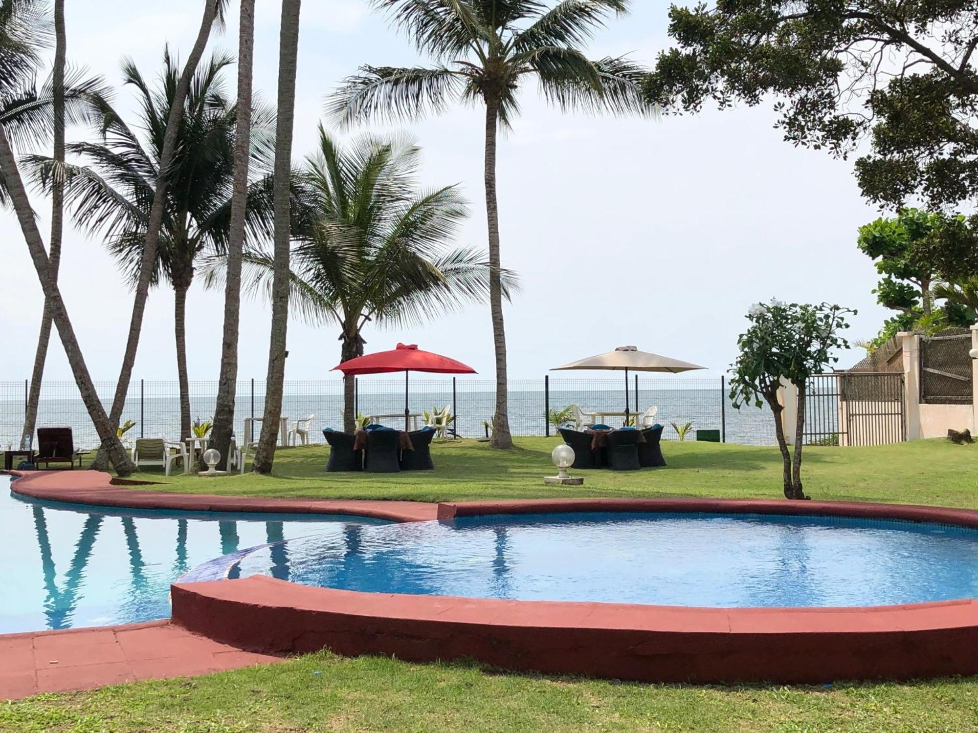 Residence Hoteliere Oceane Libreville Exteriör bild